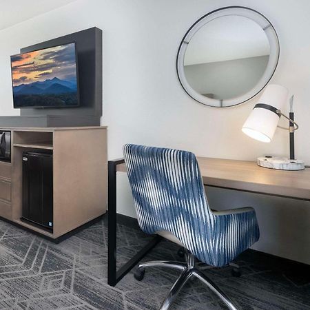 Country Inn & Suites By Radisson Asheville Downtown Tunnel Road Kültér fotó