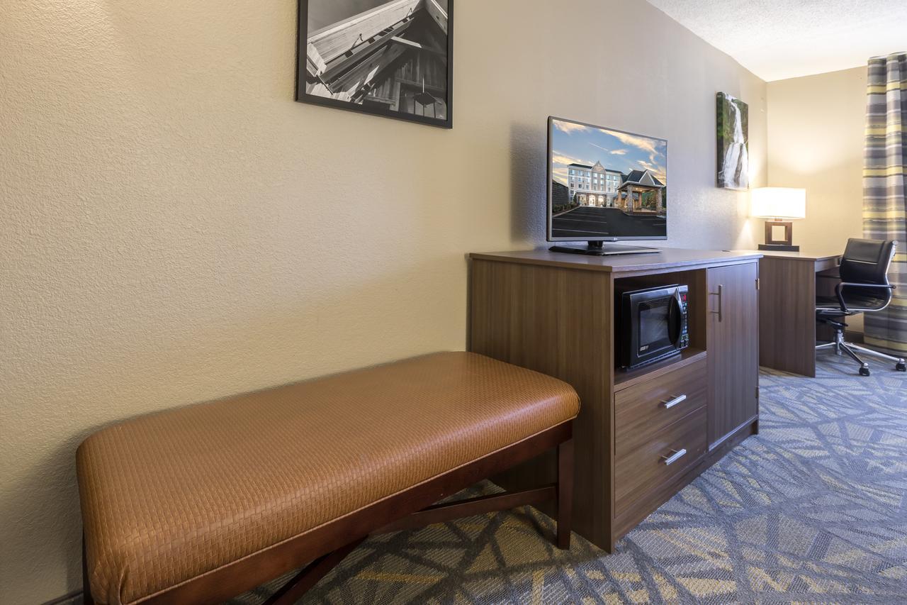 Country Inn & Suites By Radisson Asheville Downtown Tunnel Road Kültér fotó